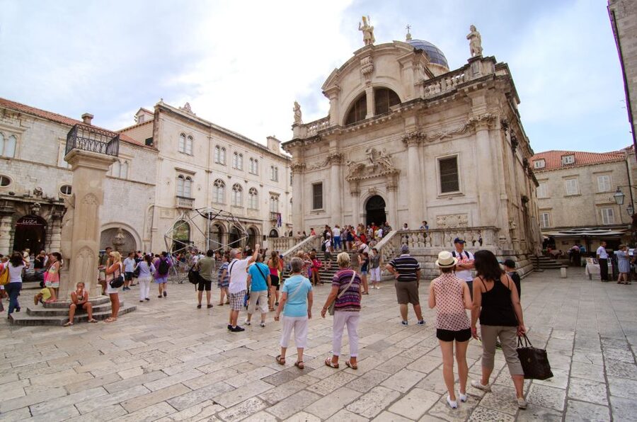 1.5-Hour Walking Tour of Dubrovnik's Old Town - Sponza Palace, Orlando’s Column, and the Golden Age feel