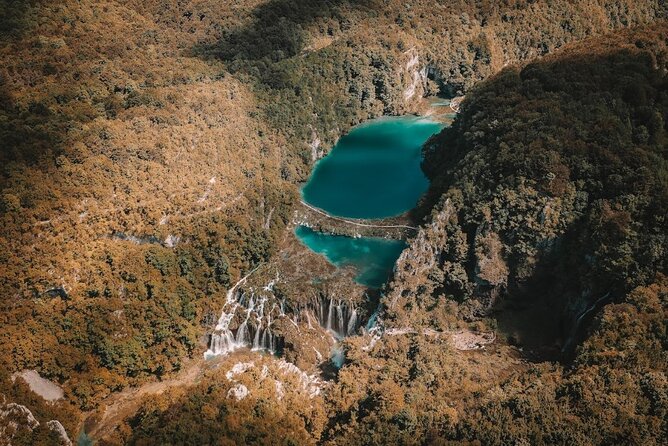 3,5 hours Guided Buggy Tour in Plitvice lakes - Dreznik Old Town stop, 10 minutes with a reason