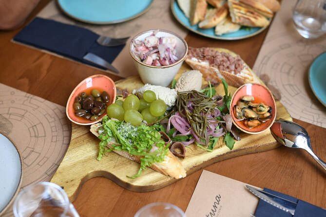 3-Hour Zadar Food Tasting Tour - Meeting point timing, route flow, and the walking reality