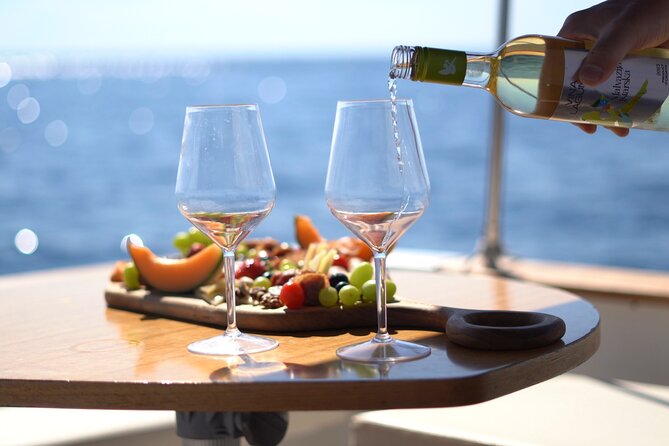 3 Hours Private Wine and Sunset Tour - Food and Drinks: What You Really Get on the Boat
