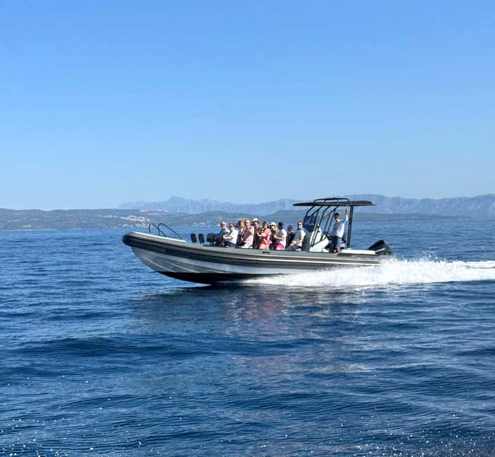 3 Islands Speedboat Tour: Golden Horn, Blue Lagoon & Jelsa - Zlatni Rat Beach (Golden Horn) on Brač: The Famous Beach With a Crowd Reality