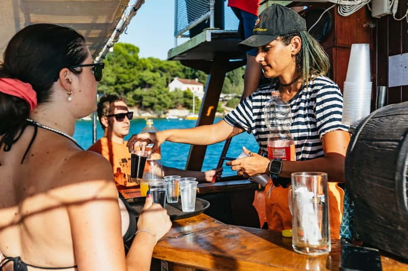 3hours Dolphin Sunset watching with unlimited drinks +dinner - Should You Book This Dolphin Sunset Cruise?