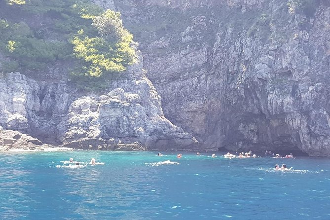 4h / 6h / 8h Elaphite Islands Tour with 6.5m/21FT SunDeck Boat - Sipan and Skocibuha Castle: add-on time with a cultural payoff