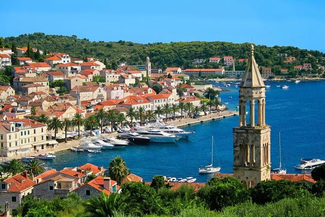 6 Island Hopping & Blue Mysteries: Shared Tour from Split - Stop 5: The Pakleni Islands, Panoramic Views and Secluded Beach Time