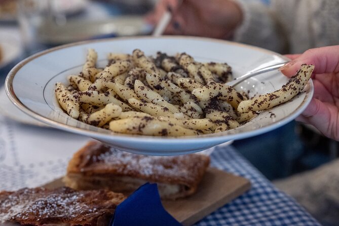 Authentic Croatian Food & Heritage Walk in a Small Group - La Štruk sweet finale and Radićeva pastry lore