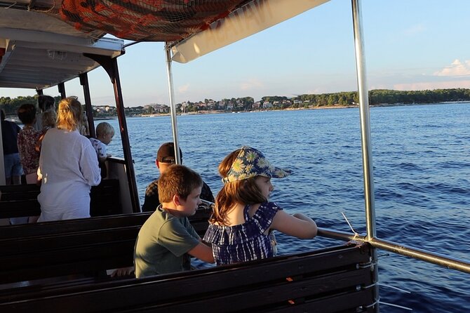 Beautiful Sunset and Dolphin Watching - The sunset part: why timing matters more than the boat itself