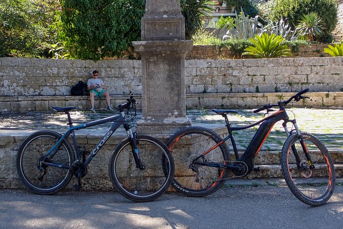 Bike & Wine Korčula Adventure - Half Day Guided Bike Tour - Lumbarda Village and the Grk Vine Stop With Wine