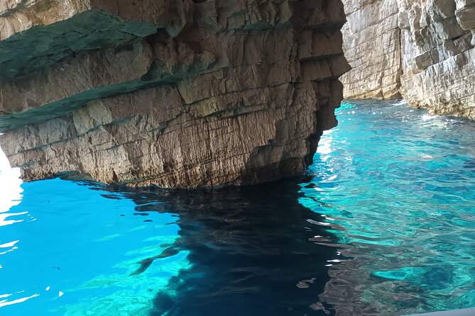 BLUE CAVE & 5 islands tour from Hvar - A 7.5-hour speedboat day from Hvar, built around Biševo