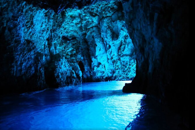 Blue Cave and Hvar island - five island tour from Split - Five Islands in One Day: What This Boat Day Really Offers
