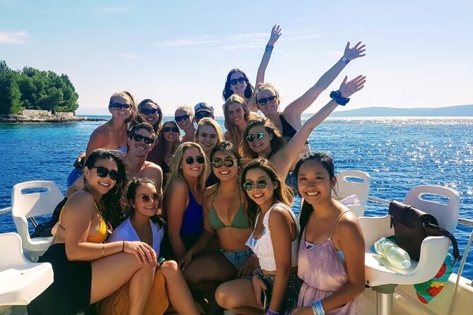 Blue Cave Full-Day Boat Tour with Hvar and 5 Islands - Budikovac Lagoon: the swim and snorkel moment