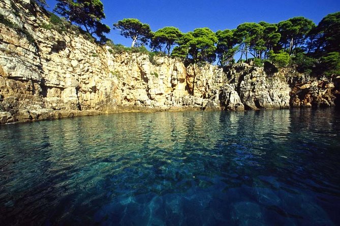 BLUE CAVE&GREEN CAVES /ŠUNJ beach Speedboat tour- WITH DRINKS - How Smooth Is This Tour, Really?