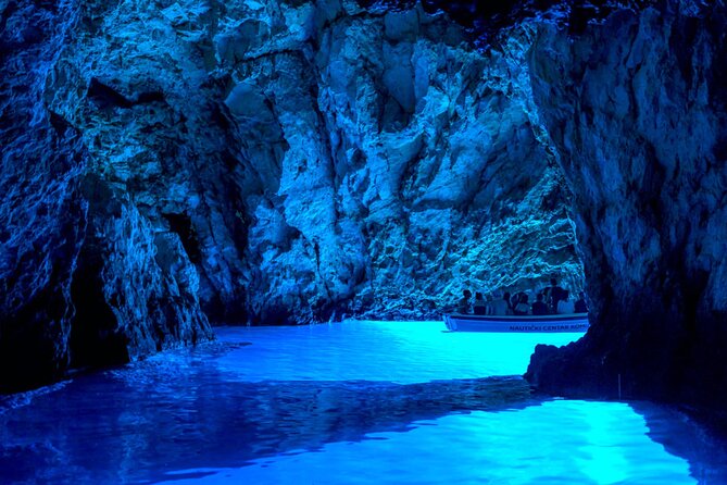 Blue Cave, Hvar, Vis and Pakleni Islands Group Speedboat Tour - Komiža and Stiniva Cove, the scenic breaks that make the day feel bigger