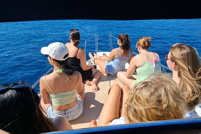BLUE CAVE private speedboat tour with drinks - Snorkeling gear and life jackets: comfort and safety without fuss