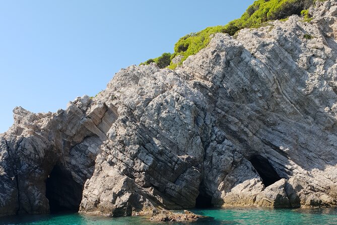 Blue cave tour - 4 caves and sandy beach - From Lapadska obala: how the half-day really feels