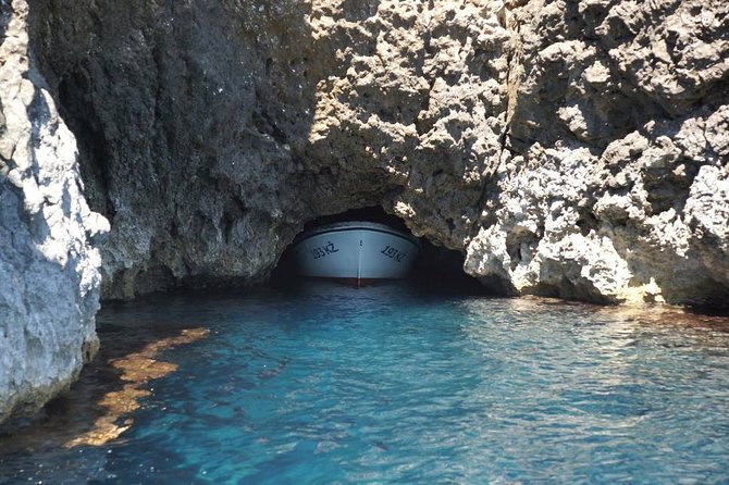 Blue Cave & Vis Island speedboat tour from Hvar - Speedboat Day Trip From Hvar: The 10:15 Start and Why It Works
