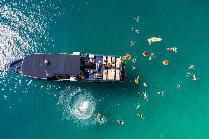 Blue Lagoon & 3 Islands Cruise with Lunch from Split - Weather changes the day, so plan to stay flexible