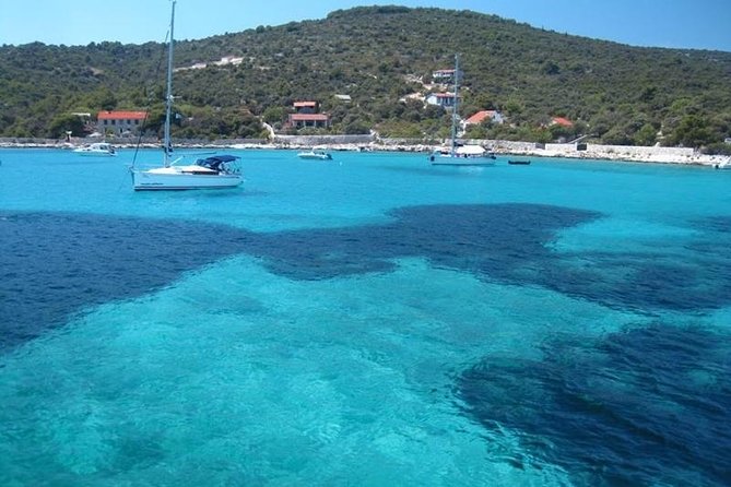 Blue Lagoon and Trogir town - half day speed boat tour - Half-day speed boating from Split: why the timing works