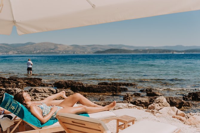 Blue Lagoon & Maslinica half day tour from Trogir - Stop 2: Maslinica fishermen village, waterfront drinks, and easy walking