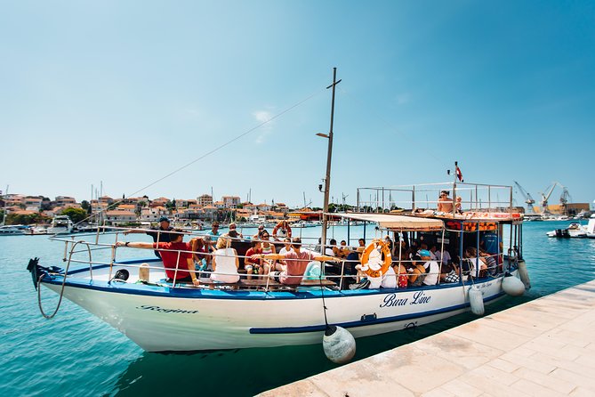 Blue Lagoon/Trogir/Šolta Boat Excursion with Lunch - Lunch and Drinks: Included, But Not Always the Main Thing