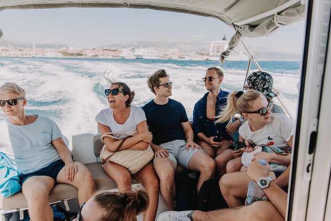 Blue Lagoon & Wine tasting - 3 islands tour - Guide quality and group size: where the day really gains speed