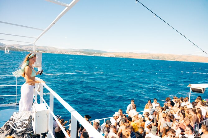 Boat Party Split - Bathrooms, Seating, and the Practical Stuff That Can Make or Break It