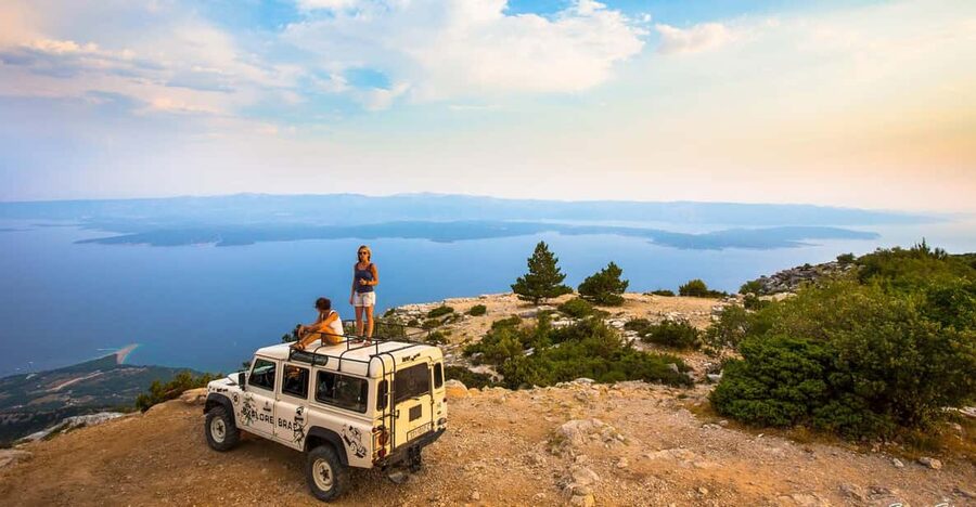 Brač: Island Exploration Tour by Four-Wheel Drive Jeep - Through Nerežišća, Trolokve, and the cattle watering lakes