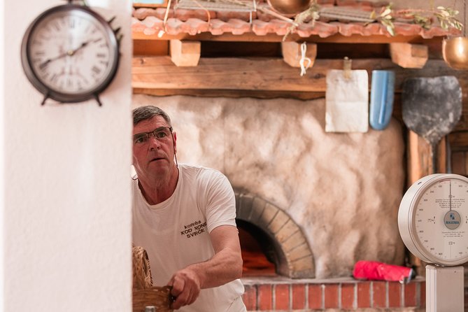 Cycle Hvar Tour - Wrapping up in Stari Grad: wine cellar energy and the final 27 km push