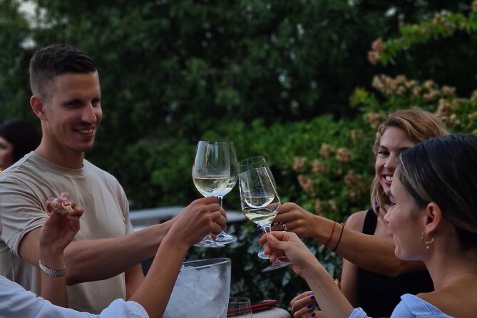Dalmatian wine tasting by Bottiglia wine & deli - A terrace tasting in Firule, Split, with indigenous Dalmatian grapes