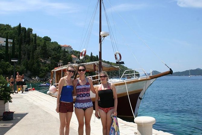 Day Cruise in the Elafiti Islands from Dubrovnik - Stop 1: Lopud, where beaches and gardens set the tone