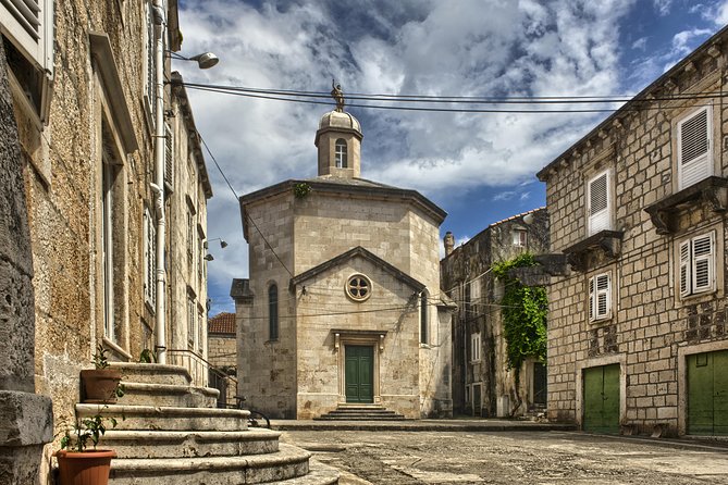 Discover Korcula from Dubrovnik - Ston in a focused burst: fortified walls and guided context