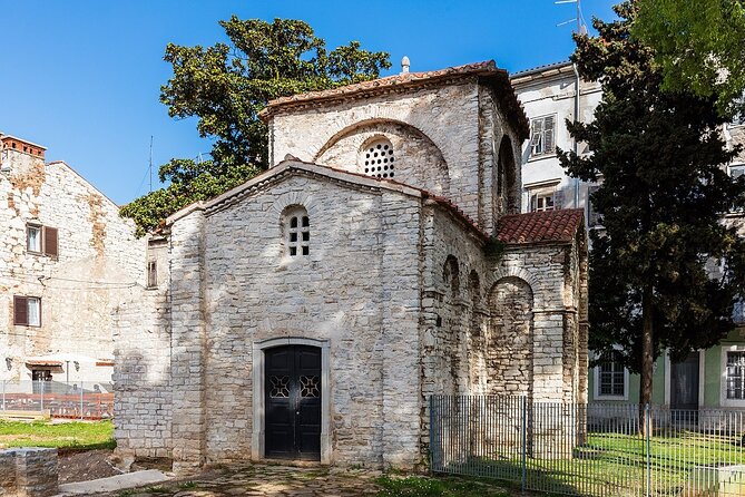 Discover the Essence of Pula: Private Tour with a Local Pro - A history teacher who makes Pula funny and personal