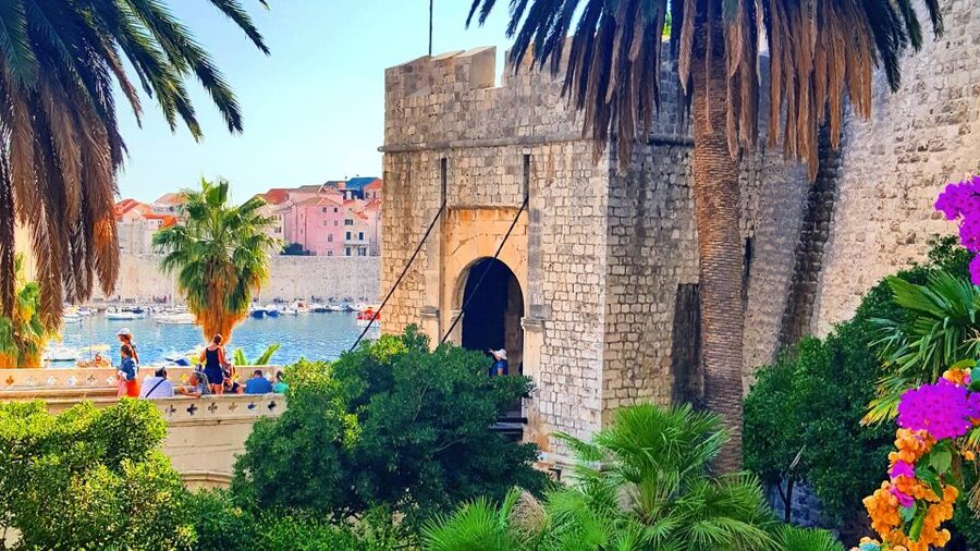 Dubrovnik: 1.5-Hour Guided Old Town Walking Tour - Rector’s Palace, Sponza Palace, and Dubrovnik’s power centers