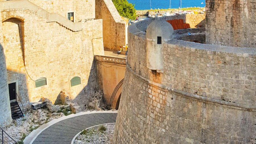 Dubrovnik: 1.5-Hour Guided Old Town Walking Tour - Why this Dubrovnik Old Town walk is worth the money
