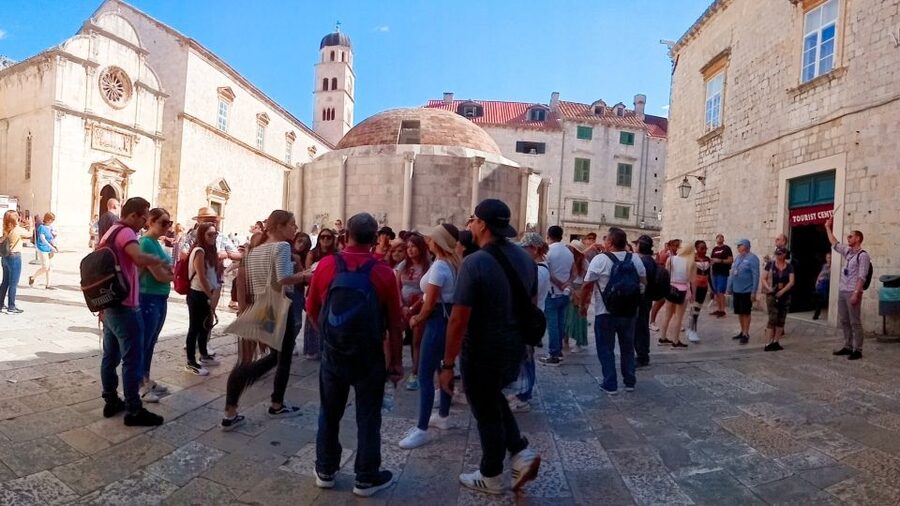 Dubrovnik: 1.5-Hour Guided Old Town Walking Tour - Stradun and the main spine of Old Town life