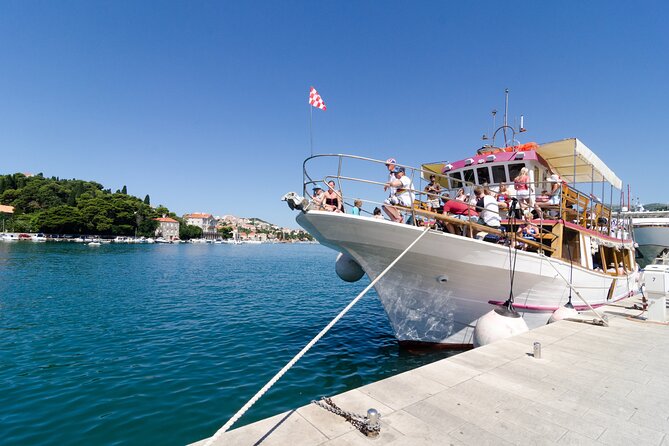 Dubrovnik: 3 Islands Boat Tour with Lunch & drinks(FR, ES, EN) - Šipan: the olive-tree island, local ports, and boat-jump fun