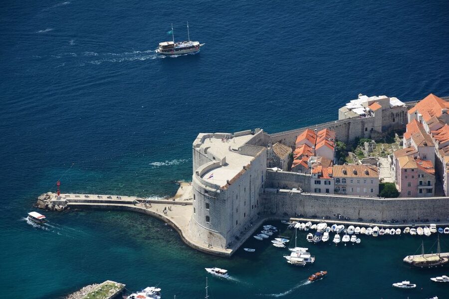 Dubrovnik: 45-Minute Panoramic Cruise Tour - Panoramic Passes: City Walls, Old Town Views, Lovrijenac, and the Hilton