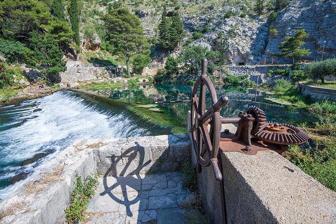 Dubrovnik Above Beyond, Srdj drive & guided Old Town PRIVATE SHORE EXCURSION - Gangway pickup and an air-conditioned start that saves your cruise time