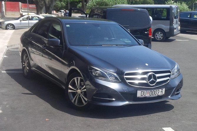 Dubrovnik airport transfer - Who should book this transfer, and who might not need it