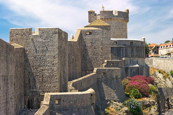 Dubrovnik: Ancient City Walls & Wars Walking Tour - Fort Revelin and Minceta Tower: what you see, and why it matters