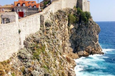 Ancient City Walls & Wars Walking Tour