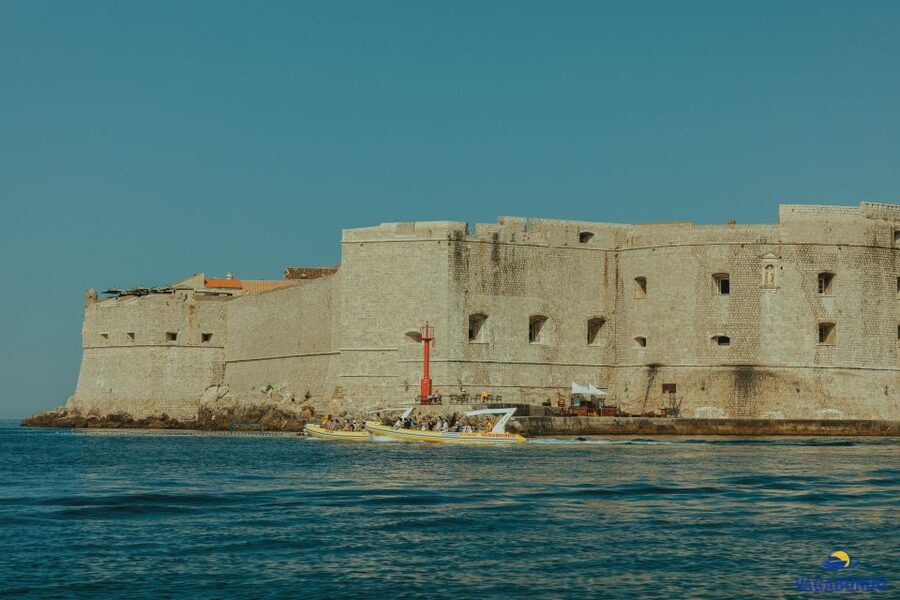 Dubrovnik: Blue Cave Afternoon Speedboat Tour with Drinks - Three green caves on Koločep: where the adventure gets more physical