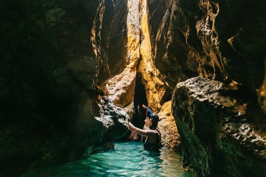 Dubrovnik: Blue Cave and Elafit Small Group Boat Exploration - Key Things You’ll Notice on This Dubrovnik Cave Boat Tour