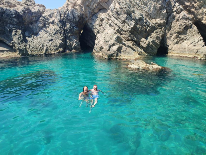 Dubrovnik: Blue Cave & Sunj Beach Boat Tour with Drinks - Safety, swimming skills, and why the crew matters