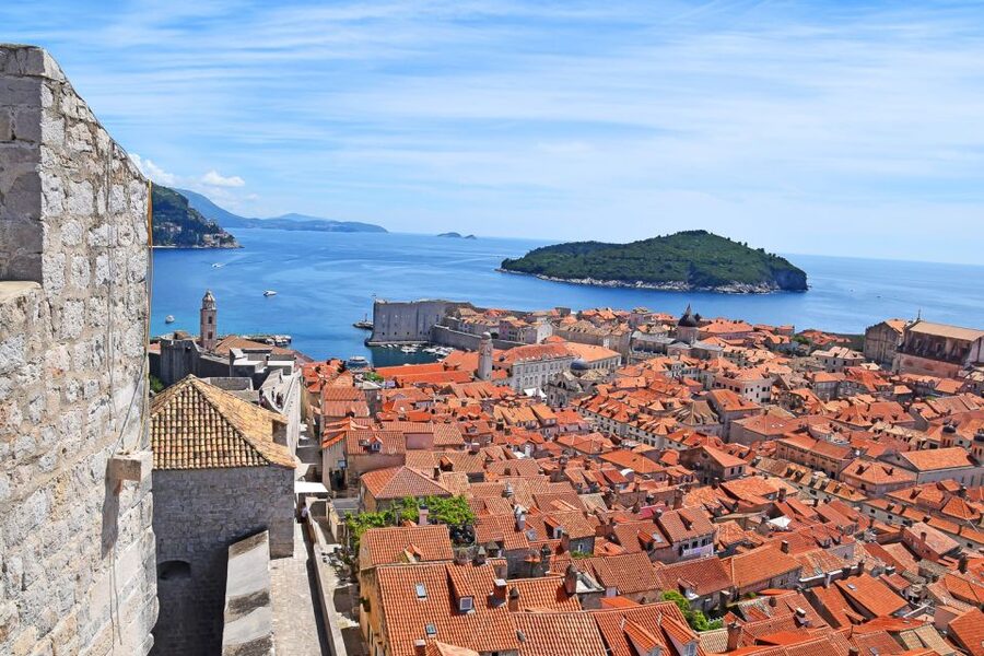 Dubrovnik: City Walls Early Morning or Sunset Walking Tour - The 2-kilometer wall walk: views first, steps second