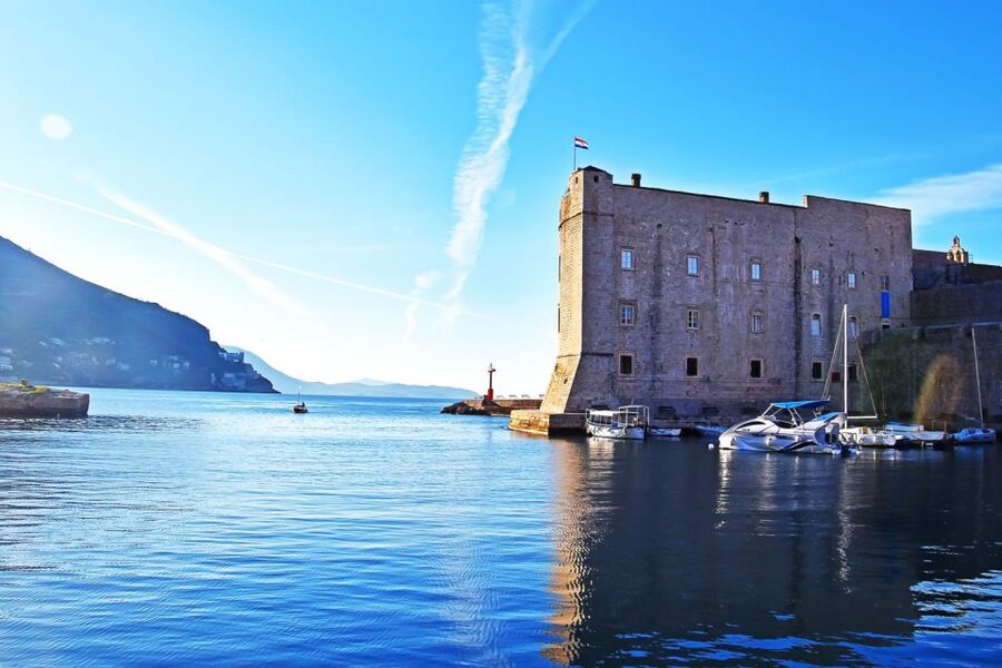 Dubrovnik: City Walls Early Morning or Sunset Walking Tour - History with a human voice, including the Homeland War