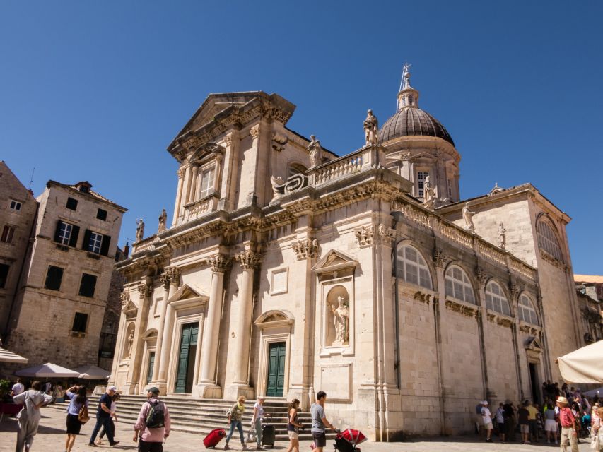 Dubrovnik Day Tour from Split or Trogir - Franciscan Monastery: the library stop that turns heads