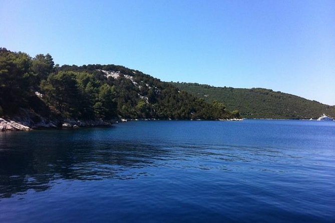 Dubrovnik Elafiti Islands Cruise with Lunch, Drinks and Pickup - Lopud: Beaches, a More Scenic Shoreline, and Practical Downsides