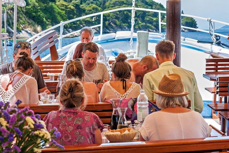 Dubrovnik: Elaphite Islands Cruise with Drinks/Lunch Options - The day’s pacing: why the schedule usually works