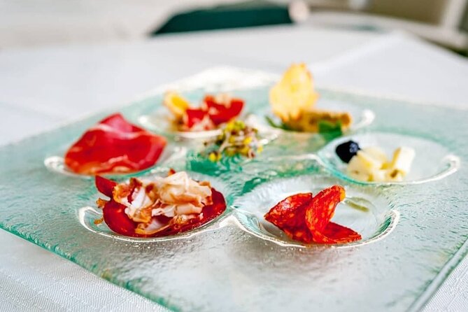 Dubrovnik Food & Wine Tour (Small-Group) - Dubrovnik After-Dark Food on Stradun