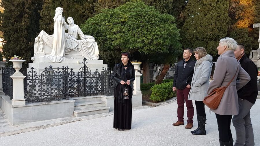 Dubrovnik: Ghosts and Mysteries Walking Tour - Entering Boninovo at Twilight, at the Main Cemetery Gate